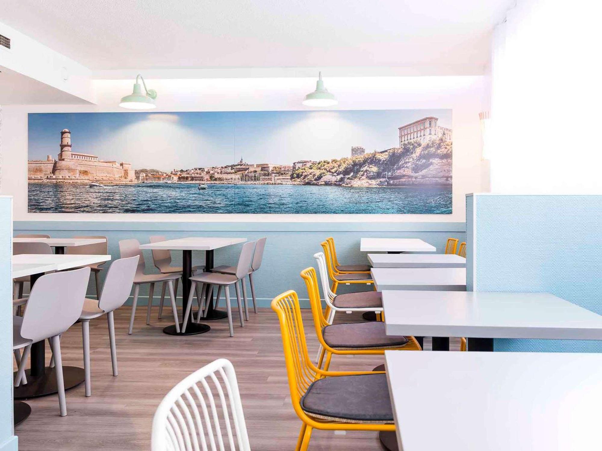Hotel Ibis Styles Centre Prado Place Castellane 3*