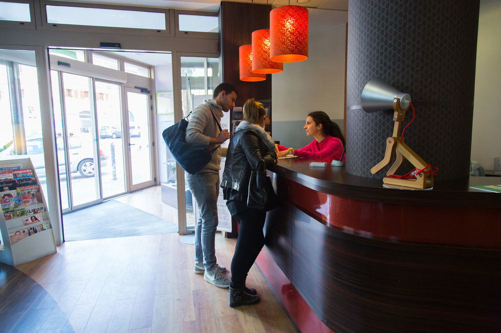 Ibis Styles Centre Prado Place Castellane Hotel